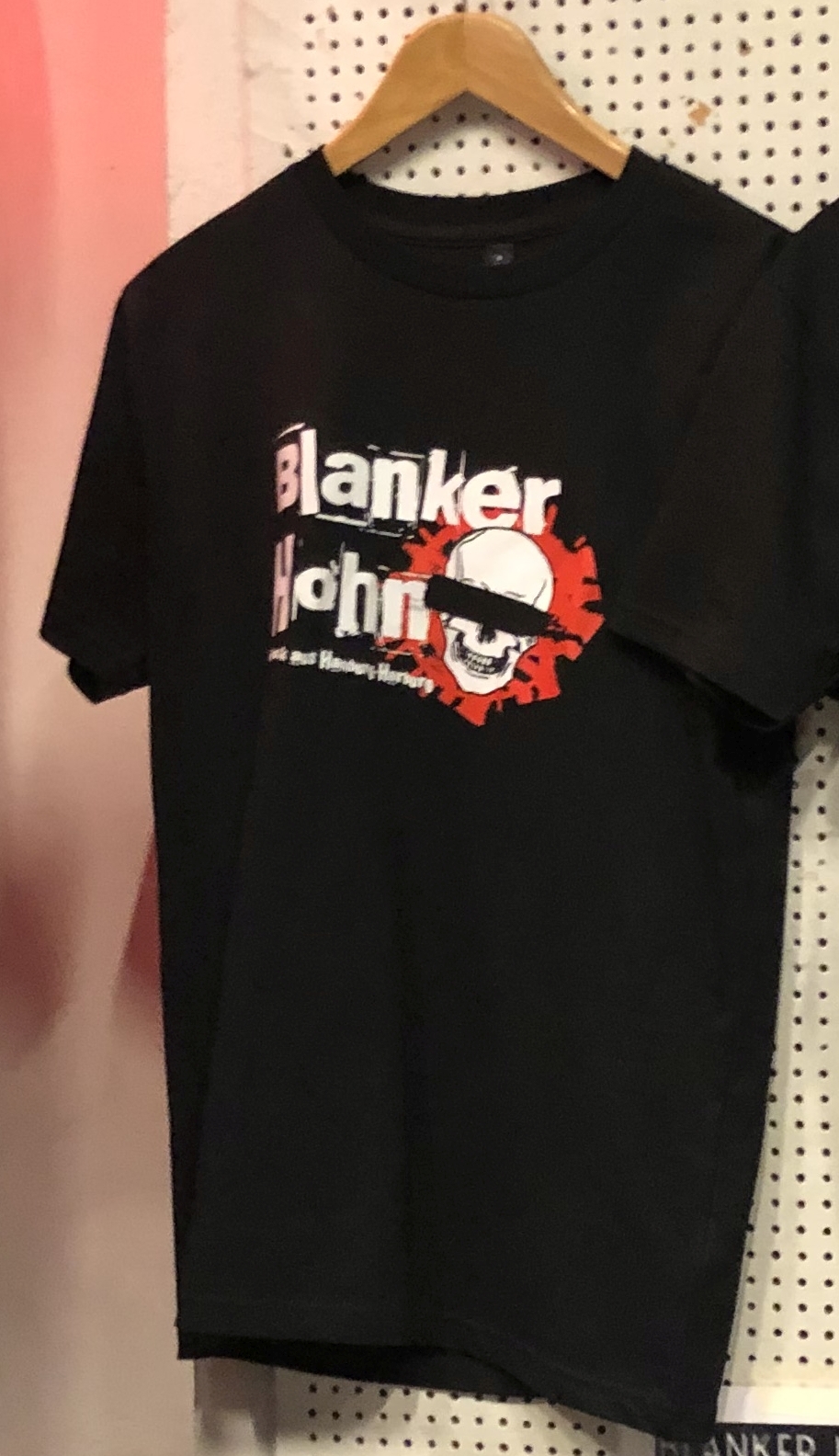 T-Shirt mit de Motiv der EP